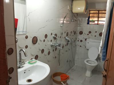 Bathroom Image of 2500 Sq.ft 5 BHK Independent House for sale in Thakurpukur Kolkata for Rs. 13500000