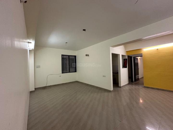 Space Park I Main Image 1