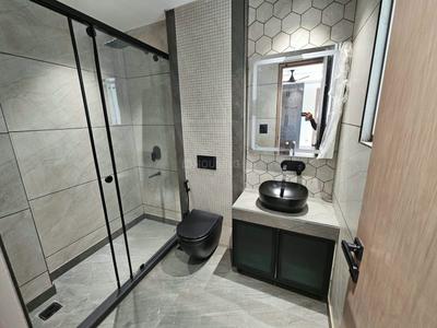 Bathroom Image of 2916 Sq.ft 4 BHK Builder Floor for sale in Sector 46 Gurgaon for Rs. 40000000