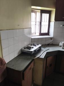 Kitchen Image of 580 Sq.ft 1 BHK Apartment / Flat for rent in Subhanpura Vadodara for Rs. 15000