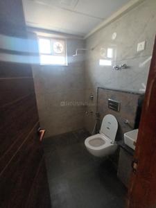 Bathroom Image of 1800 Sq.ft 3 BHK Apartment / Flat for rent in Nirman Nagar Jaipur for Rs. 32000