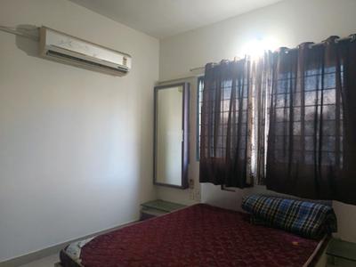 Bedroom Image of 900 Sq.ft 2 BHK Apartment / Flat for sale in Magarpatta Iris, Magarpatta City Pune for Rs. 14000000