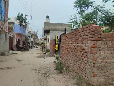 Image of 1350 Sq.ft Residential Plot / Land for sale in Sector 104, Gurgaon for Rs. 12500000
