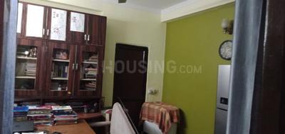Living Room Image of 359 Sq.ft 1 BHK Apartment / Flat for sale in OM APARTMENT, Mehrauli New Delhi for Rs. 1500000