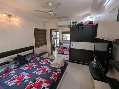 Bedroom Image of 1530 Sq.ft 3 BHK Apartment / Flat for sale in Vastrapur Ahmedabad for Rs. 10100000