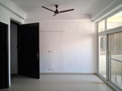 Living Room Image of 1180 Sq.ft 2.5 BHK Apartment / Flat for sale in Amrapali Silicon City, Sector 76 Noida for Rs. 11800000