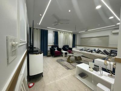 Image of 5000 Sq.ft 4 BHK Builder Floor for rent in Omaxe Executive Floors, Sector 56, Gurgaon for Rs. 140000