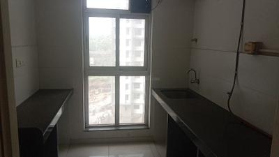 Kitchen Image of 650 Sq.ft 1.5 BHK Apartment / Flat for rent in Kasarvadavali Thane for Rs. 23000