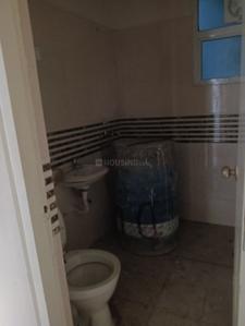 Bathroom Image of 600 Sq.ft 2 BHK Apartment / Flat for sale in Shree Green Court, Sector 90 Gurgaon for Rs. 7000000
