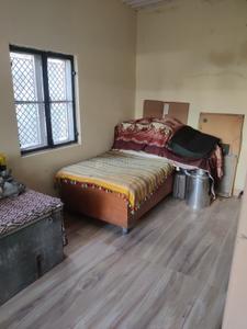 Bedroom Image of 1500 Sq.ft 3 BHK Apartment / Flat for sale in Tri Nagar New Delhi for Rs. 20500000