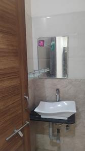 Bathroom Image of 1075 Sq.ft 2 BHK Apartment / Flat for rent in Besa Nagpur for Rs. 16000