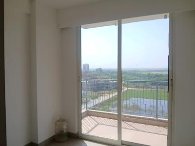 Bedroom Image of 750 Sq.ft 3 BHK Apartment / Flat for sale in ROF Aalayas by ROF Group, Sector 108 Gurgaon for Rs. 8500000