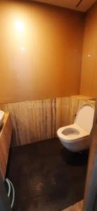 Bathroom Image of 1650 Sq.ft 3 BHK Apartment / Flat for sale in Lodha Enchante, Sion Mumbai for Rs. 46000000