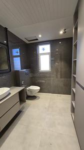 Bathroom Image of 3000 Sq.ft 3 BHK Apartment / Flat for sale in Vesu Surat for Rs. 25500000