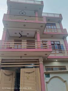 Building Image of 1800 Sq.ft 3 BHK Builder Floor for rent in Gomti Nagar Lucknow for Rs. 16000