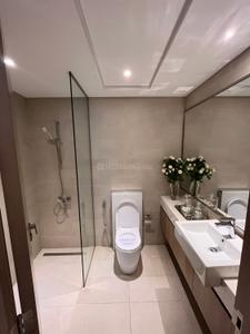Image of 1600 Sq.ft 4 BHK Apartment / Flat for sale in Bandra West, Mumbai for Rs. 100000000