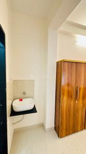 Bathroom Image of 800 Sq.ft 1 BHK Builder Floor for rent in Indra Puri Colony Indore for Rs. 14000