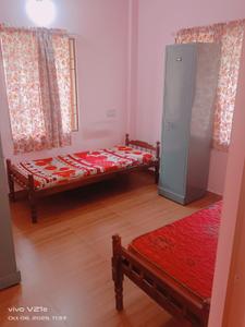 Bedroom Image of 600 Sq.ft 2 BHK Builder Floor for rent in Kakkanad Kochi for Rs. 21000