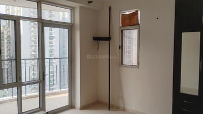 Bedroom Image of 1285 Sq.ft 2 BHK Apartment / Flat for rent in Assotech The Nest, Crossings Republik Ghaziabad for Rs. 18000