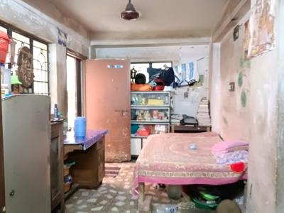 Living Room Image of 400 Sq.ft 1 BHK Builder Floor for sale in Dhakuria Kolkata for Rs. 2100000