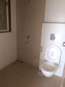 Common Bathroom Image of 1000 Sq.ft 2 BHK Apartment / Flat for sale in Godrej Tranquil, Kandivali East Mumbai for Rs. 15000000