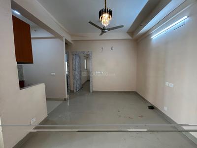 Living Room Image of 804 Sq.ft 2 BHK Apartment / Flat for rent in Amrapali Dream Valley 2, Noida Extension Greater Noida for Rs. 18000