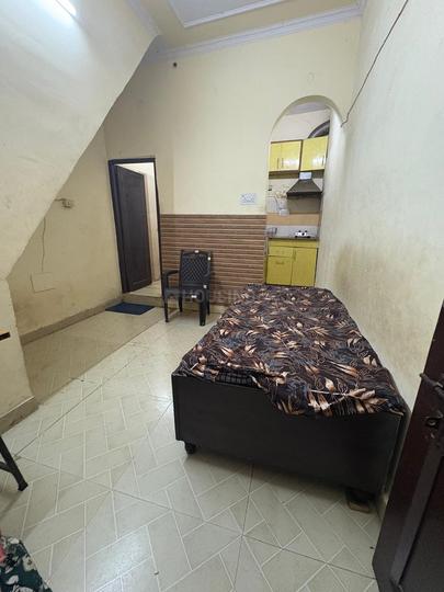 West Patel Nagar, Patel Nagar Bedroom 1