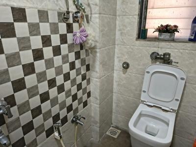 Bathroom Image of 1200 Sq.ft 3 BHK Apartment / Flat for sale in Right Amesh CHS Ltd, Chembur Mumbai for Rs. 27500000