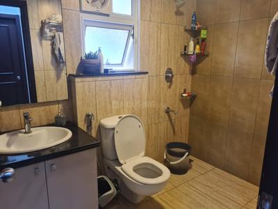 Bathroom Image of 1697 Sq.ft 3 BHK Apartment / Flat for sale in Prestige Lakeside Habitat, Gunjur Village Bengaluru for Rs. 27500000