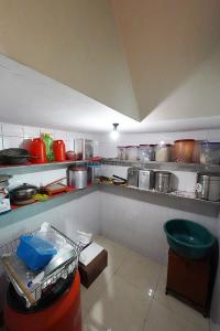 Kitchen Image of 1620 Sq.ft 4 BHK Independent House for sale in Ghatlodiya Ahmedabad for Rs. 23000000