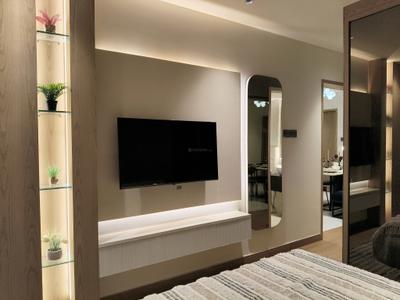 Bedroom Image of 750 Sq.ft 2 BHK Apartment / Flat for sale in Hubtown Rising City, Ramabai Ambedkar Nagar Mumbai for Rs. 17000000