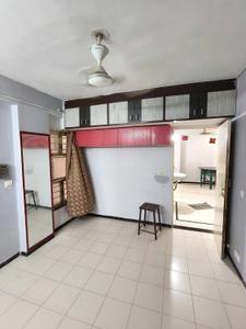 Bedroom Image of 1150 Sq.ft 2 BHK Apartment / Flat for sale in Shivalik Kirtisagar Apartment, Jodhpur Ahmedabad for Rs. 6200000