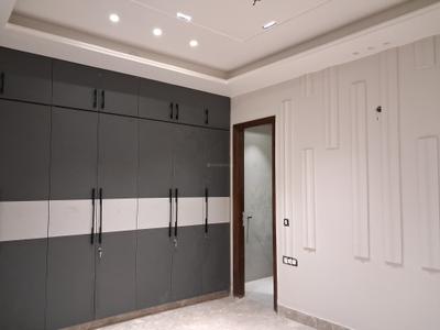 Bedroom Image of 1900 Sq.ft 3 BHK Builder Floor for sale in Raja Garden New Delhi for Rs. 32500000