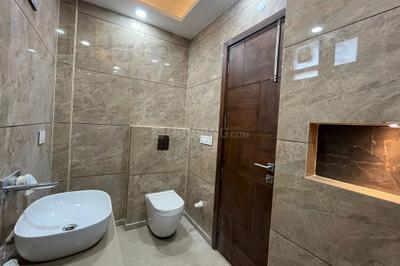 Image of 1000 Sq.ft 2 BHK Apartment / Flat for sale in Sector 110, Noida for Rs. 4200000