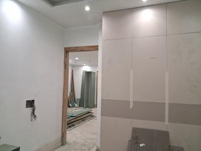 Bedroom Image of 1350 Sq.ft 3 BHK Builder Floor for sale in Paschim Vihar New Delhi for Rs. 27500000