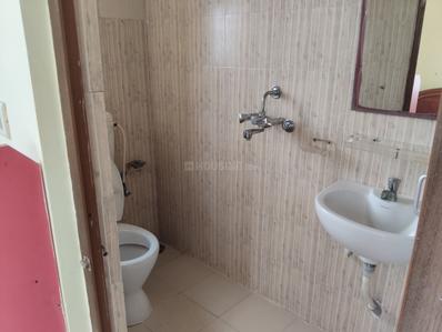 Bathroom Image of 834 Sq.ft 2 BHK Apartment / Flat for sale in Mukundapur Kolkata for Rs. 7500000