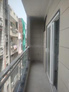 Balcony Image of 850 Sq.ft 2 BHK Builder Floor for sale in Yamuna Vihar New Delhi for Rs. 8000000