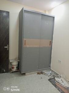 Bedroom Image of 450 Sq.ft 2 BHK Builder Floor for sale in Pitampura New Delhi for Rs. 5200000