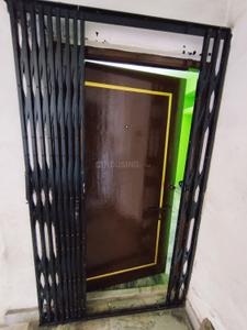 Hall Image of 750 Sq.ft 2 BHK Apartment / Flat for rent in Airport Gate no. 1 Kolkata for Rs. 10000