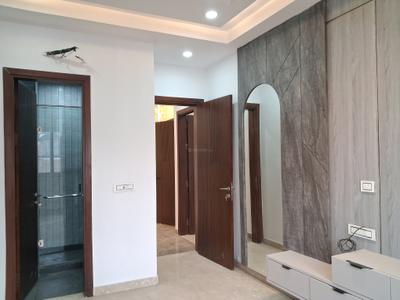 Bedroom Image of 1350 Sq.ft 3 BHK Builder Floor for sale in Paschim Vihar New Delhi for Rs. 26500000