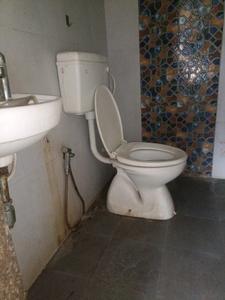 Common Bathroom Image of 700 Sq.ft 1 BHK Apartment / Flat for rent in Arihant Anaika, Taloja Navi Mumbai for Rs. 8000