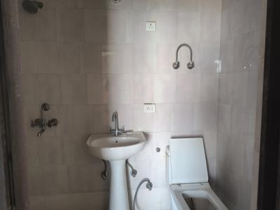 Image of 1045 Sq.ft 2 BHK Apartment / Flat for rent in Royal Heritage, Sector 70, Faridabad for Rs. 19000
