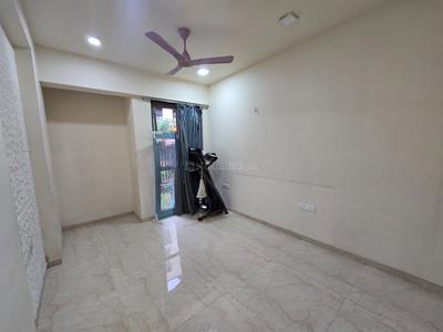 Bedroom Image of 1200 Sq.ft 2 BHK Apartment / Flat for sale in Lodha Sterling, Thane West Thane for Rs. 21000000