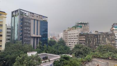 Image of 1050 Sq.ft 2 BHK Apartment / Flat for sale in Park Street Area, Kolkata for Rs. 16000000