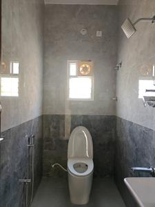 Common Bathroom Image of 1479 Sq.ft 3 BHK Apartment / Flat for sale in Madambakkam Chennai for Rs. 10353000