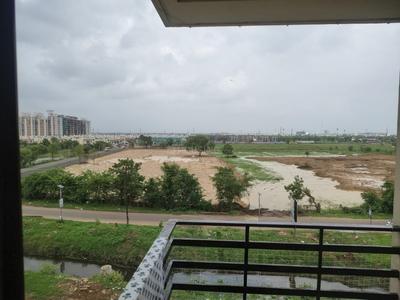Balcony Image of 700 Sq.ft 2 BHK Apartment / Flat for sale in Aatman Pearl Heights, Waghodia Road Vadodara for Rs. 3000000