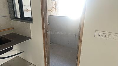 Kitchen Image of 1700 Sq.ft 3 BHK Apartment / Flat for sale in Ashapura Samanvay Scintilla, South Bopal Ahmedabad for Rs. 8500000