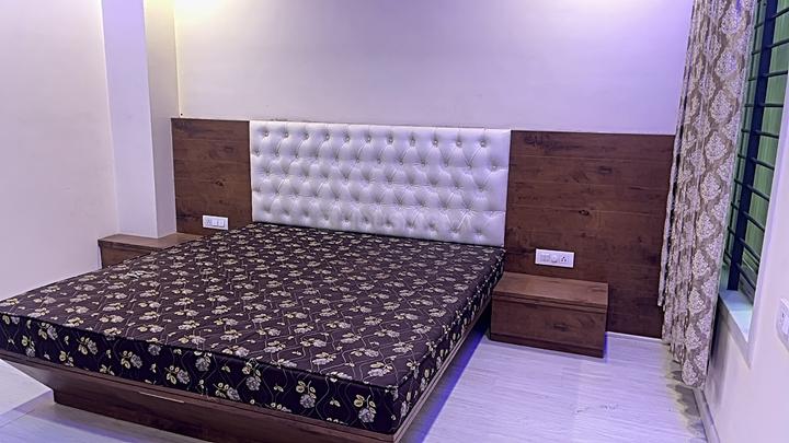Tulsi Nagar, Nipania Bedroom One 1