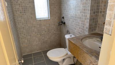 Bathroom Image of 1265 Sq.ft 3 BHK Apartment / Flat for sale in Paras Tierea, Sector 137 Noida for Rs. 10200000