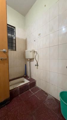 Kumar Priyadarshan Bathroom One 4